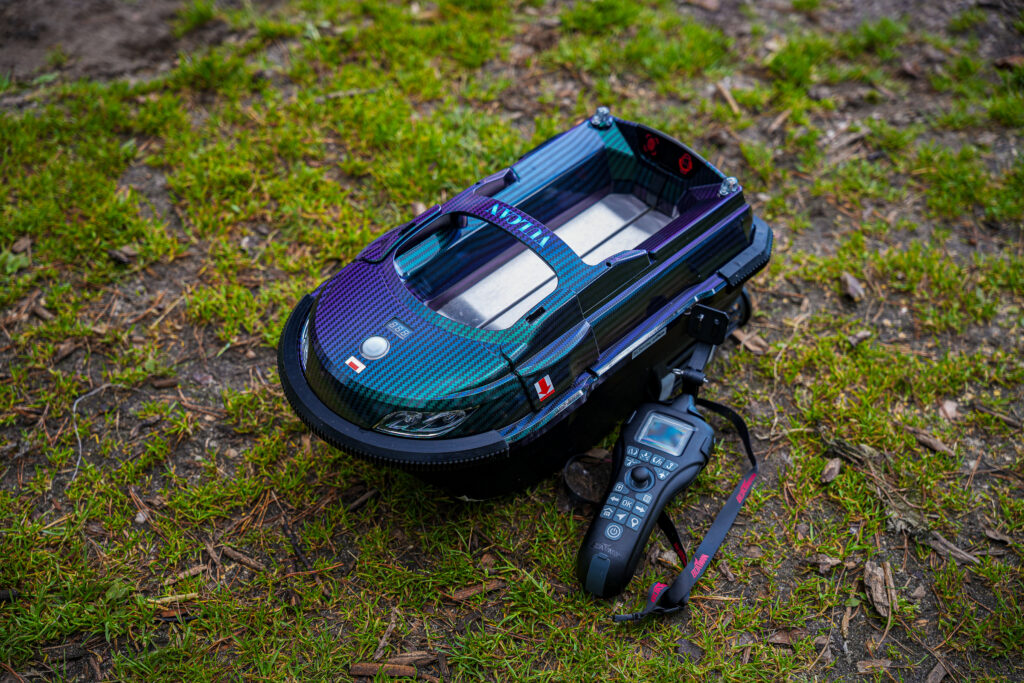 Boatman Vulcan Pro CHAMELEON GPS + Echosonda Sn4 – limitowana edycja